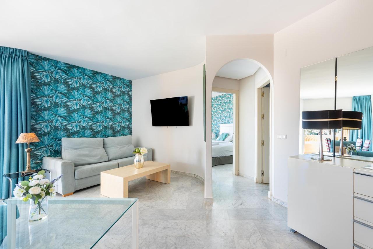 Wintowinrentals Luxury And Sea View Inside Puerto Marina Benalmádena Exteriér fotografie