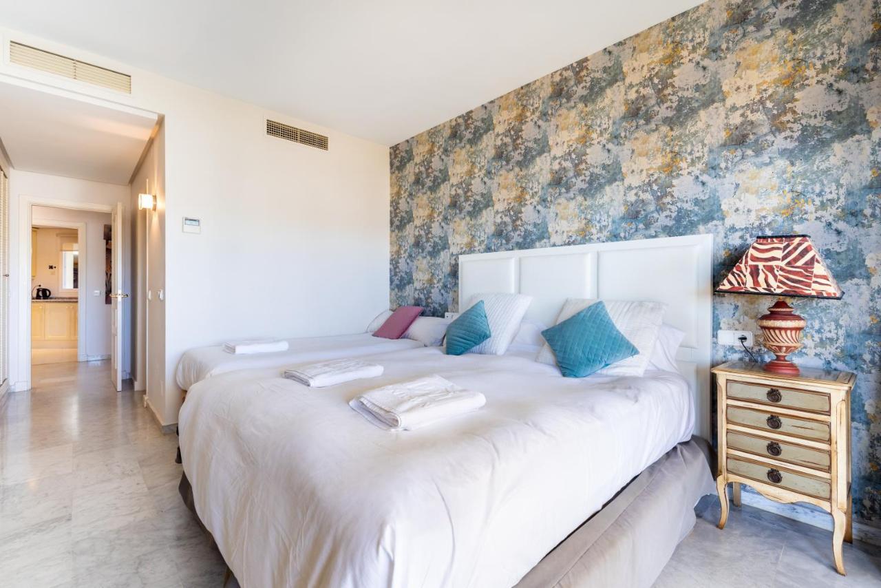 Wintowinrentals Luxury And Sea View Inside Puerto Marina Benalmádena Exteriér fotografie