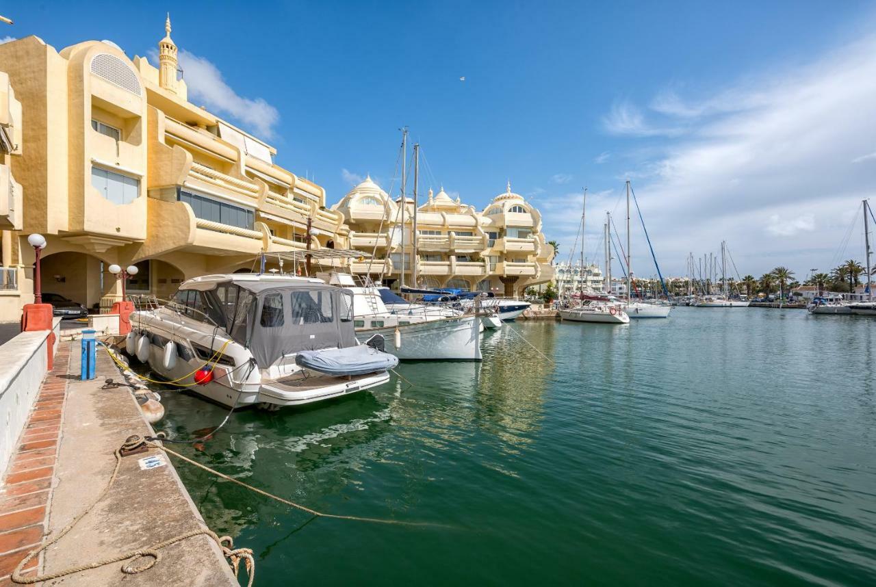 Wintowinrentals Luxury And Sea View Inside Puerto Marina Benalmádena Exteriér fotografie