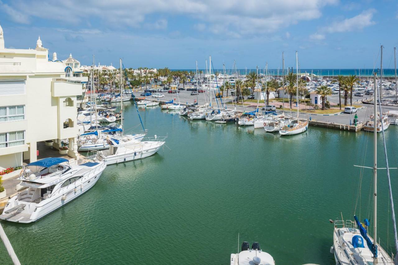 Wintowinrentals Luxury And Sea View Inside Puerto Marina Benalmádena Exteriér fotografie