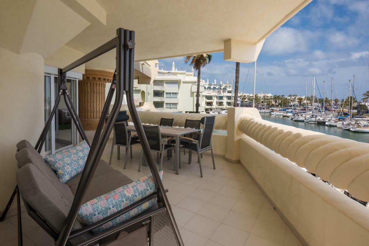 Wintowinrentals Luxury And Sea View Inside Puerto Marina Benalmádena Exteriér fotografie